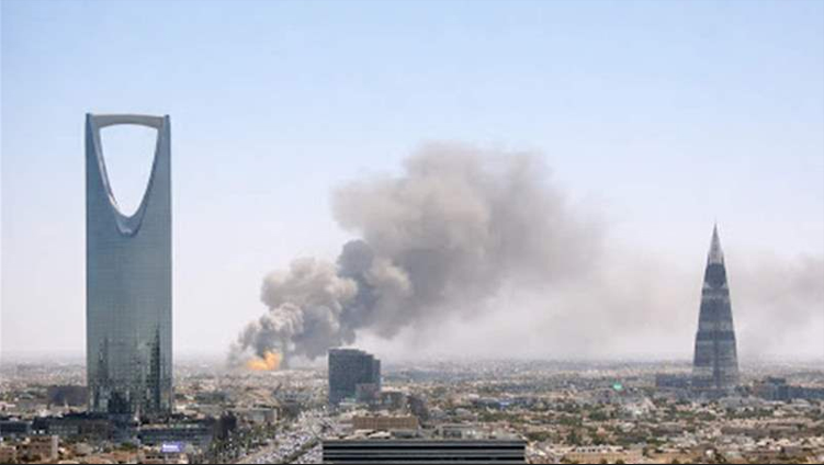 সৌদির রাজধানীতে বিস্ফোরণ, জরুরি সতর্কতা জারি