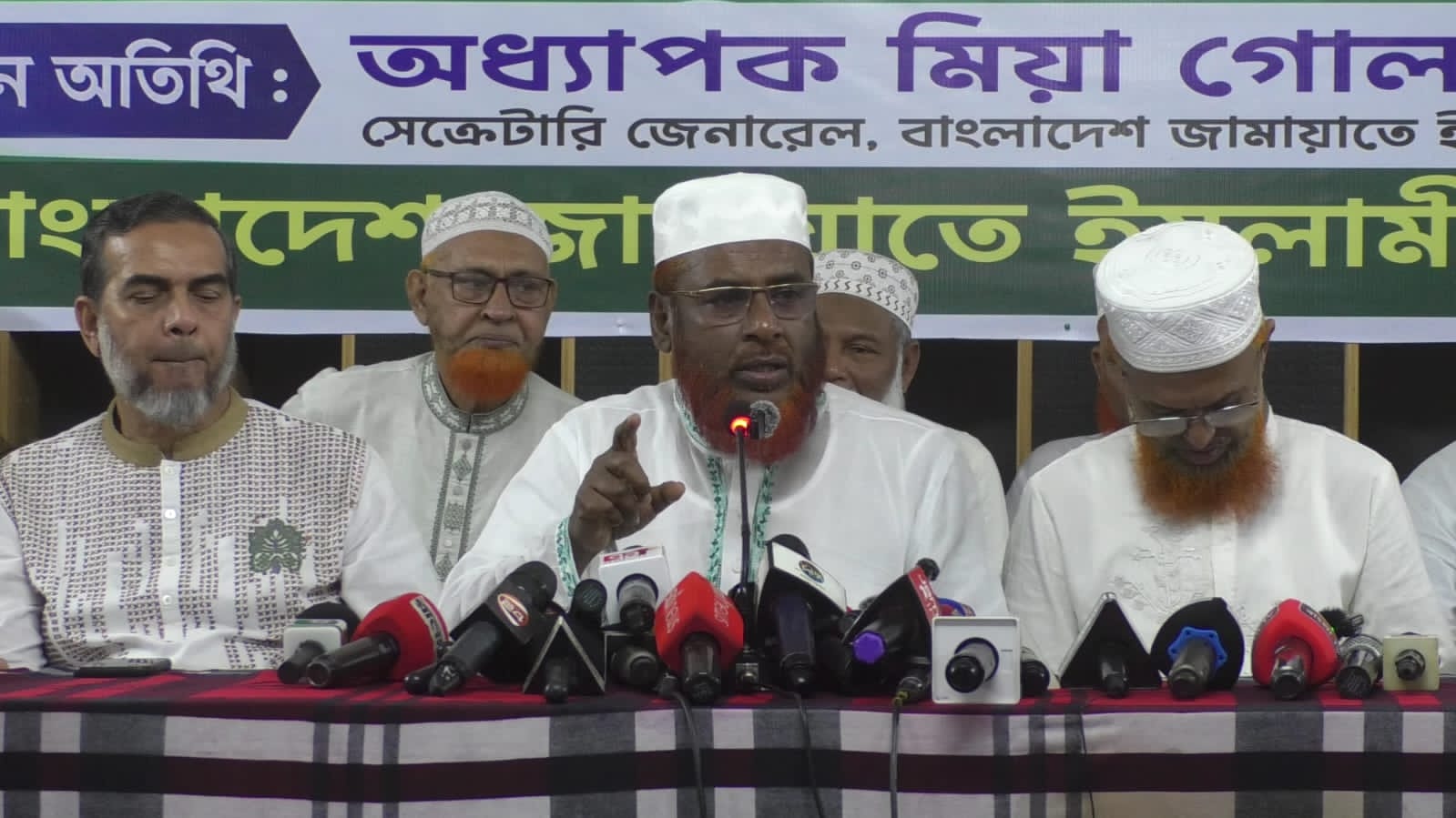 সরকারের বিরুদ্ধে জনমত গঠনে লং মার্চ: গোলাম পরওয়ার