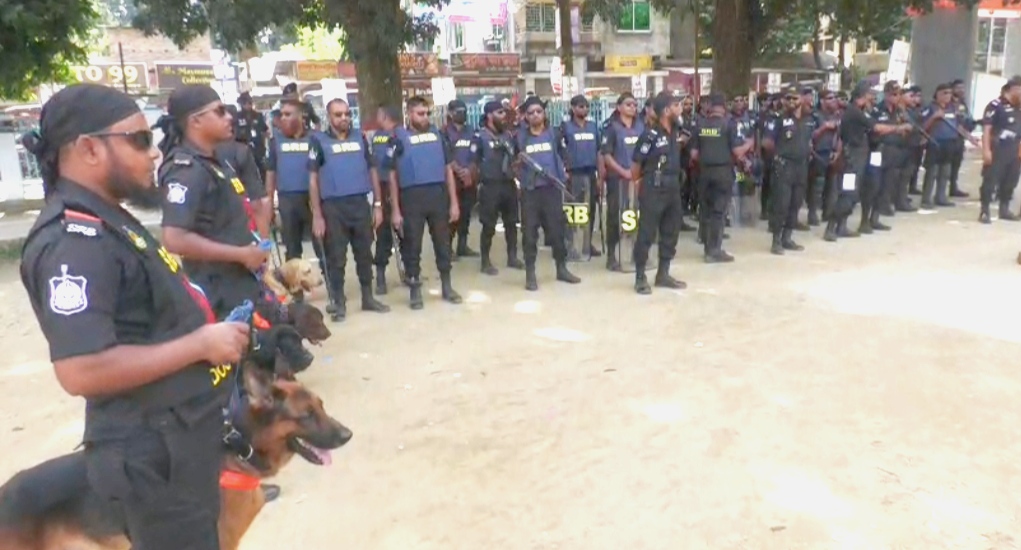 রাত পোহালেই ভোট, ১৮৫ টি কেন্দ্রের ১১৫টিই ঝুকিপূর্ণ, নিরাপত্তা নিশ্চিতে মাঠে এসআরবি-১৩