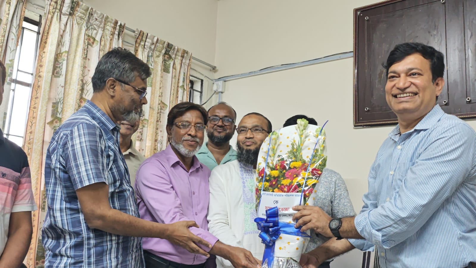 ইবির আইসিটি সেলের নতুন পরিচালক অধ্যাপক জাহিদুল ইসলামের দায়িত্ব গ্রহণ