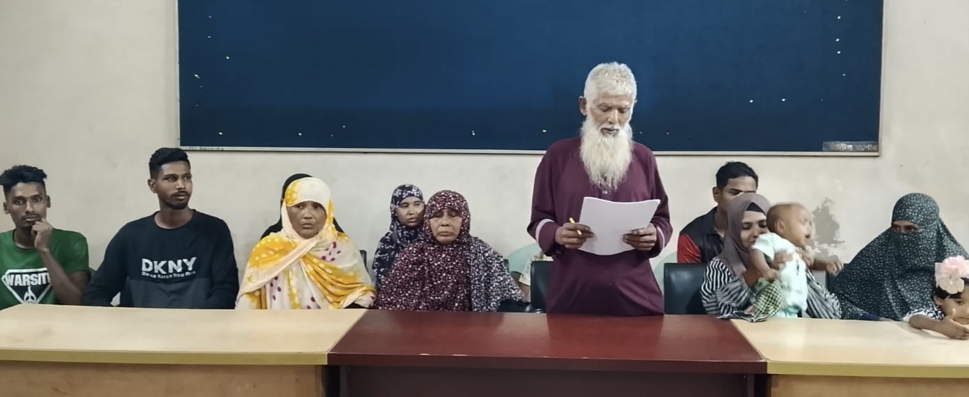 মনিরামপুরে বাড়িঘর ভাঙচুর ও প্রাণনাশের হুমকি, সংবাদ সম্মেলন