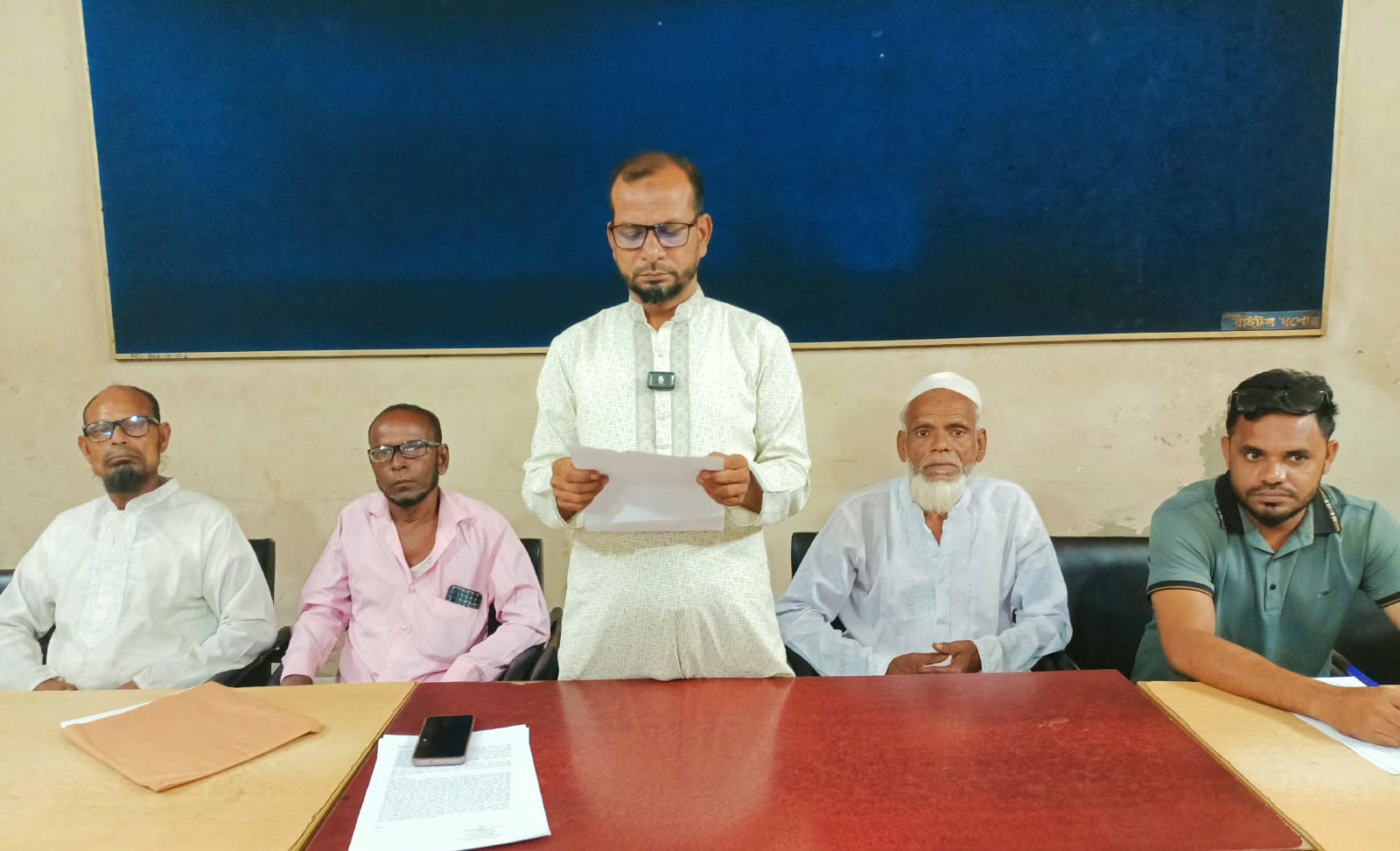 চাঁদা দাবি ও সন্ত্রাসী কর্মকাণ্ডের অভিযোগ অস্বীকার আবুল কাশেমের